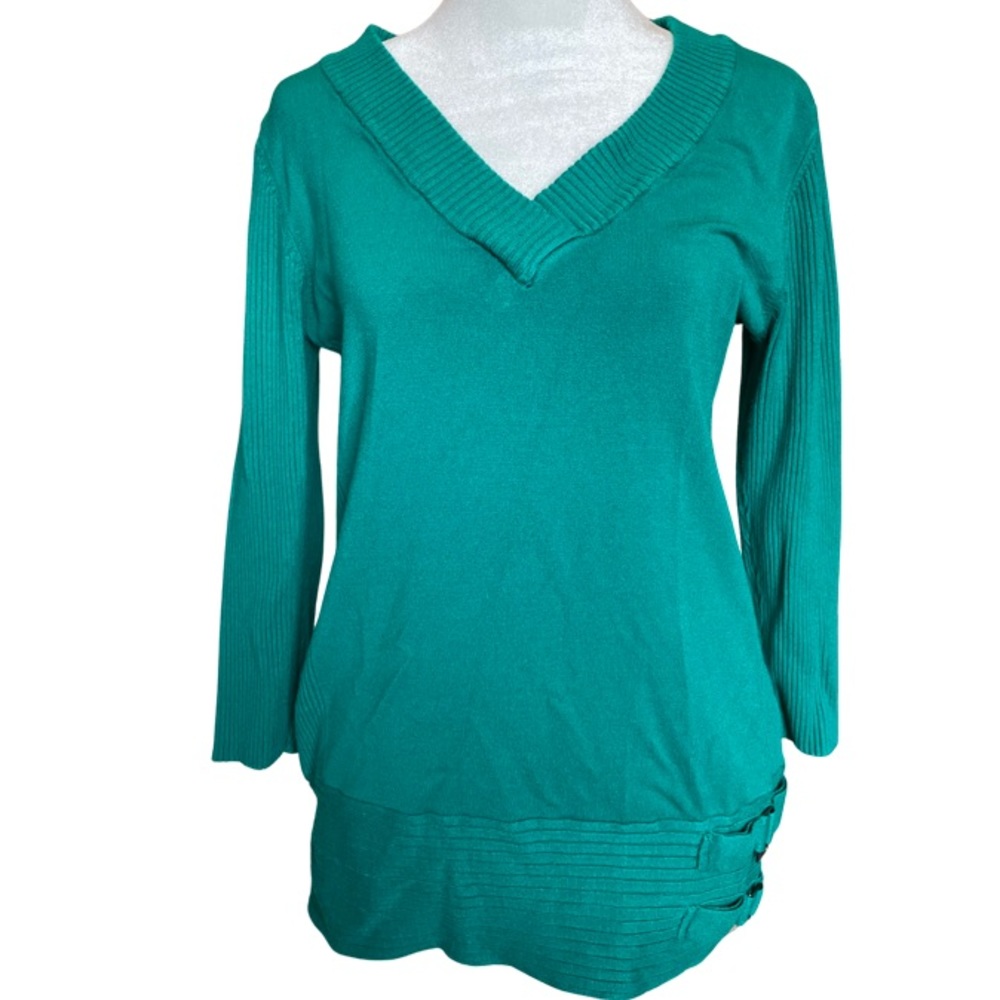 Style & Co. Chic Green Sweater With Clasp Detail L